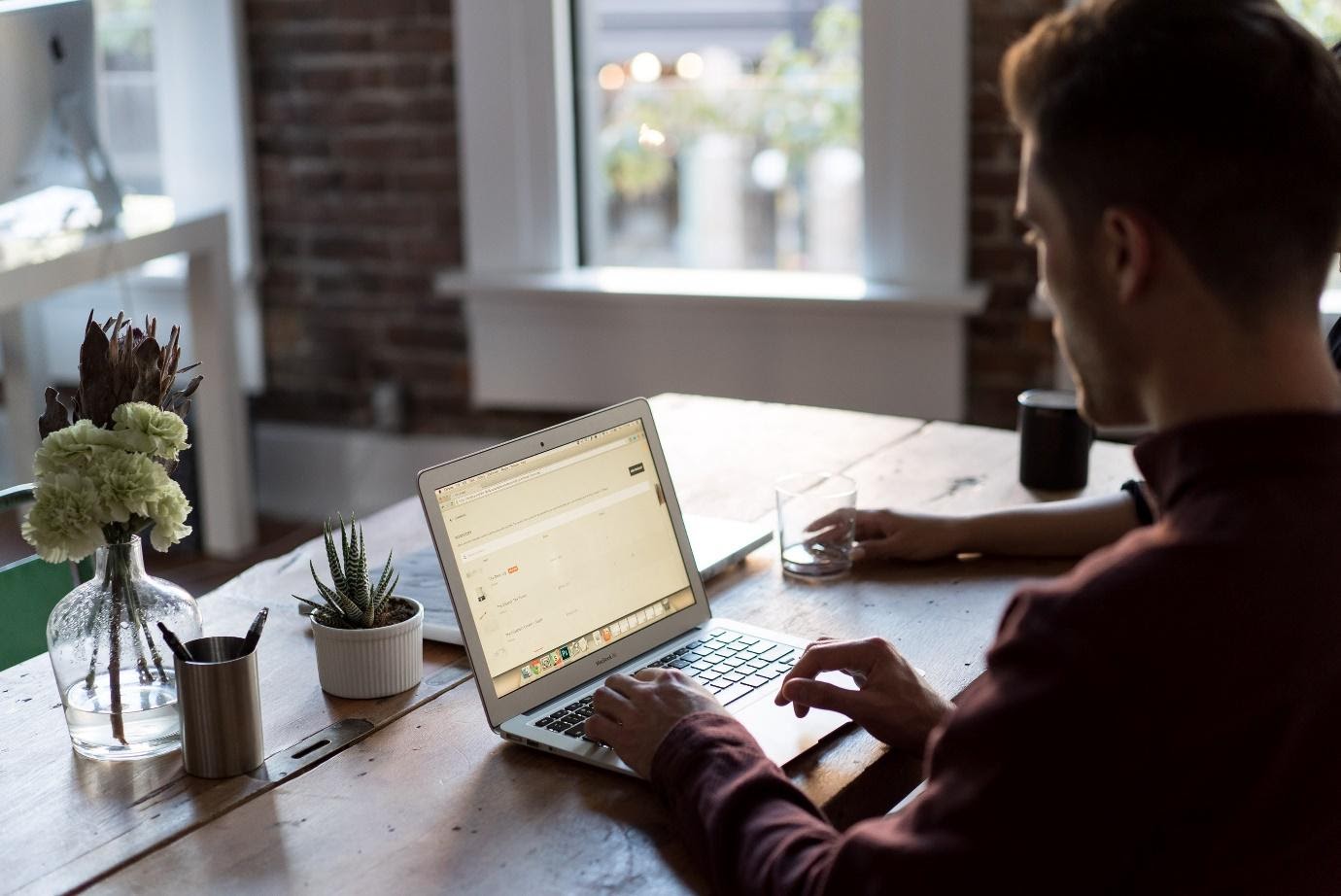 Choosing a Web Hosting Company: Guide for Beginners